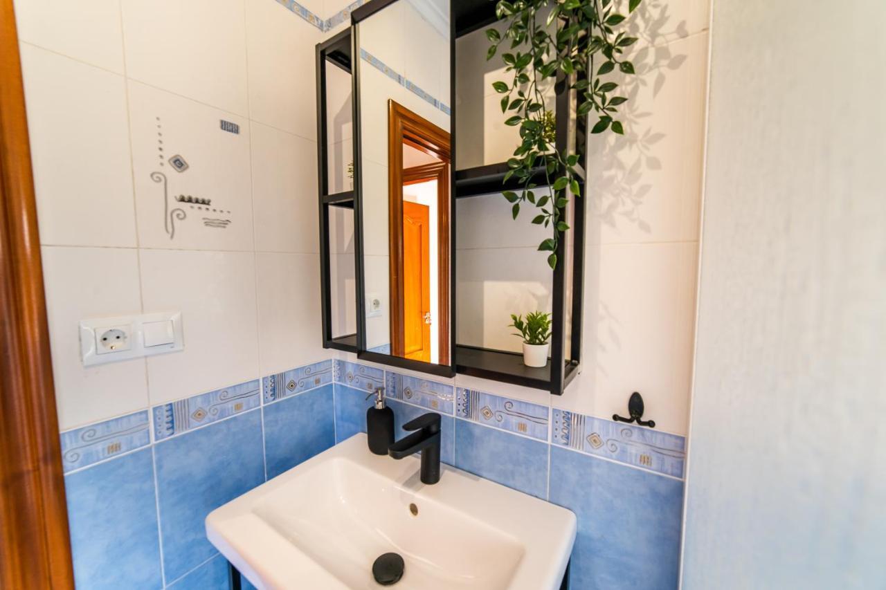 Casa Lopez Bed & Breakfast Avilés Dış mekan fotoğraf